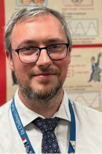Mr Max R – Online Tutor
