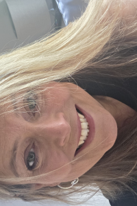 Mrs Stella G – Online Tutor